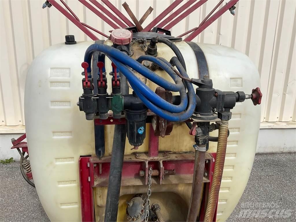 Hardi NK 600 الرشاشات