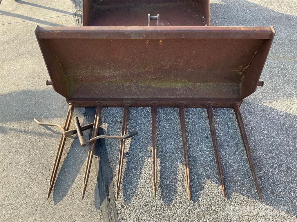 Hauer MH 120 ملحقات أمامية للوادر