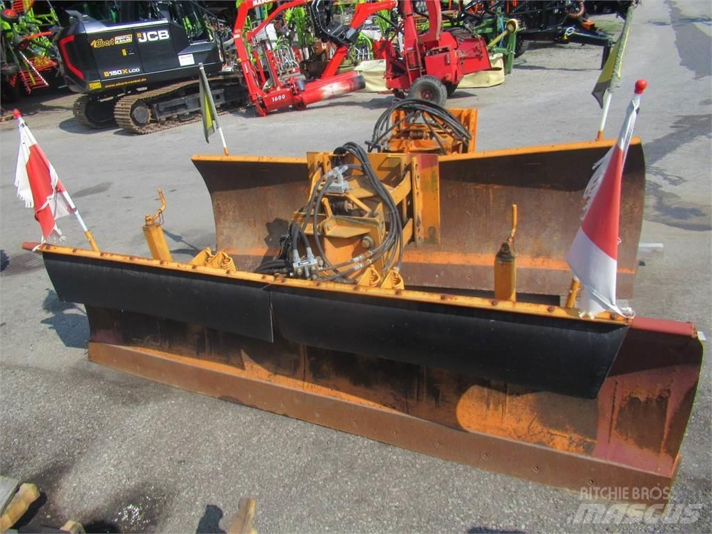 Hauer SK 2800 حراثات ونصول الجليد