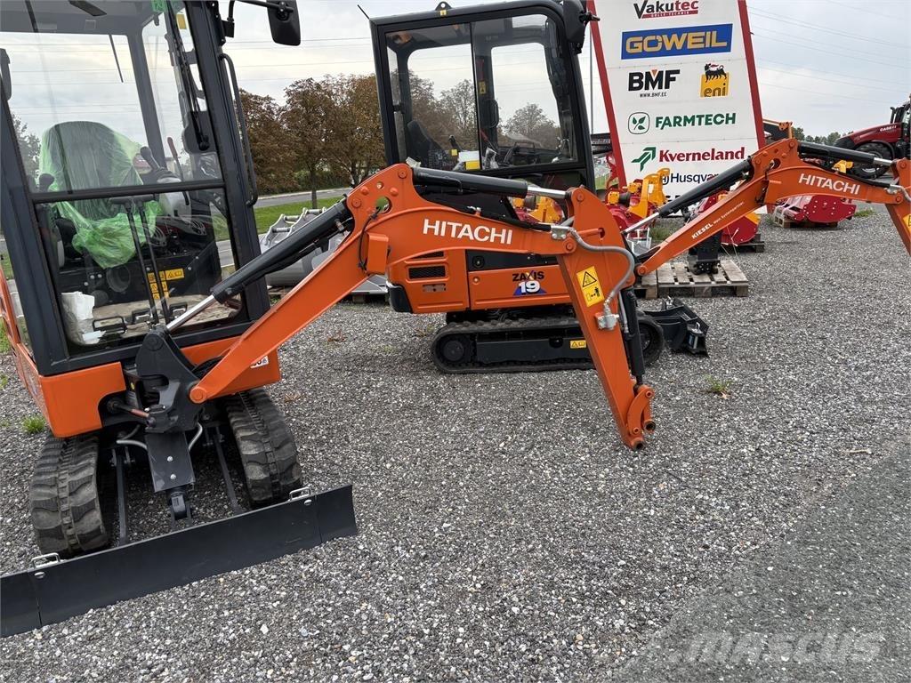 Hitachi ZX19-6 حفارات زحافة