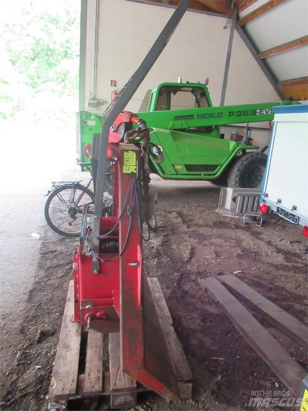  Holzknecht HS 205 B أوناش