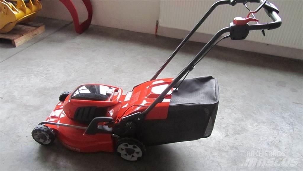 Husqvarna LC 347iVX ركوب الحشائش