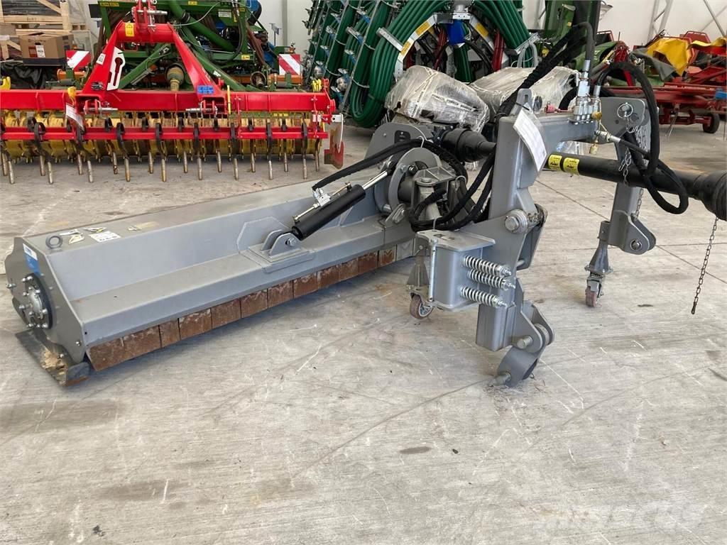 Jansen AGF 220 جزازات وأغطية المراعي