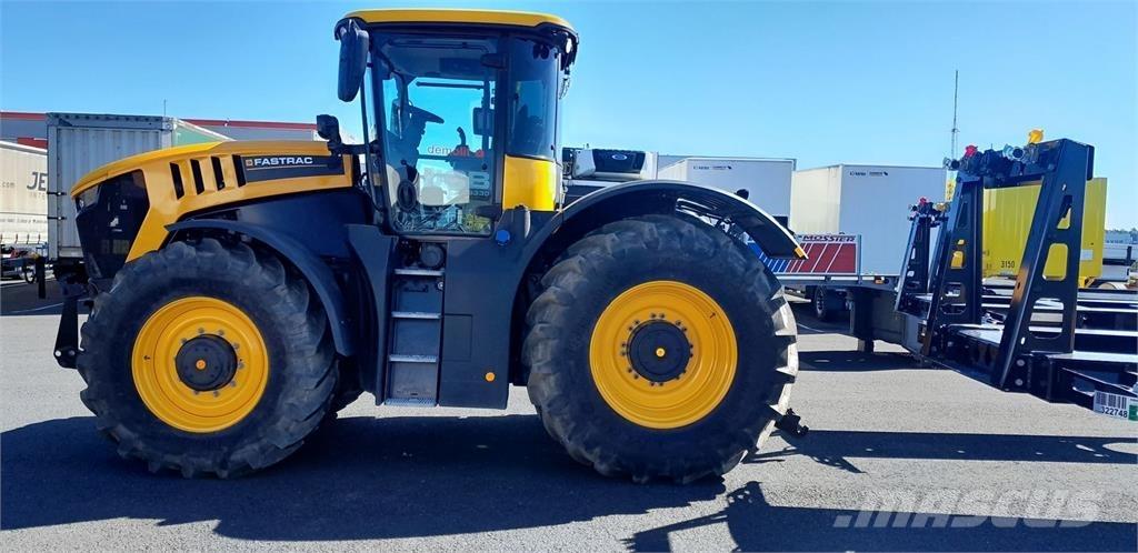JCB 8330 الجرارات