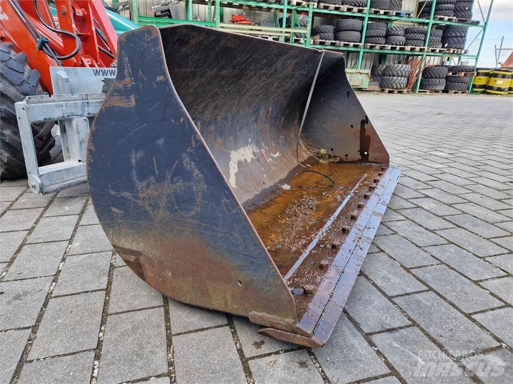 JCB Schaufel 160 cm ماكينات زراعية أخرى