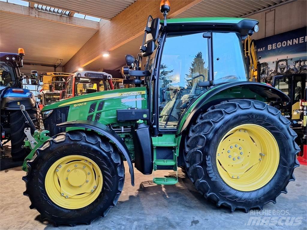 John Deere 5090 R الجرارات