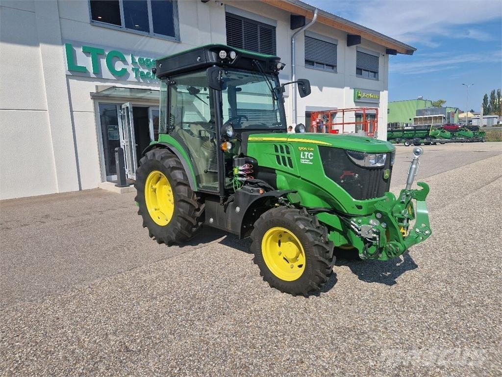 John Deere 5105GN الجرارات