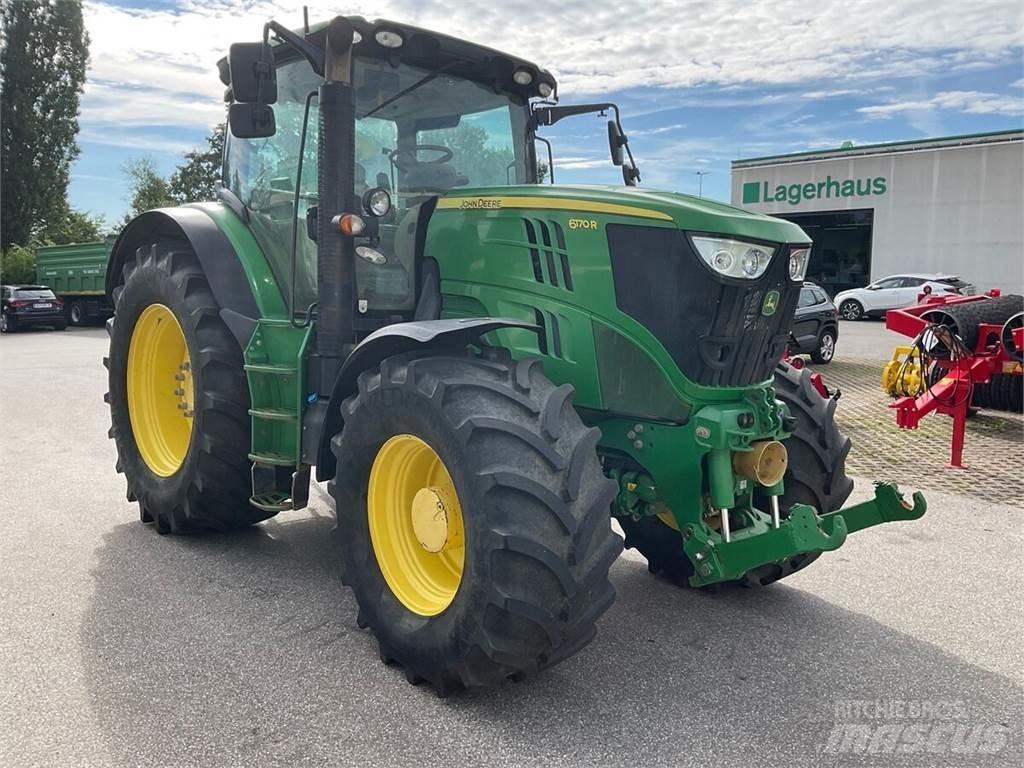 John Deere 6170R الجرارات