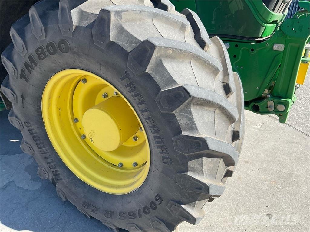 John Deere 6195R الجرارات