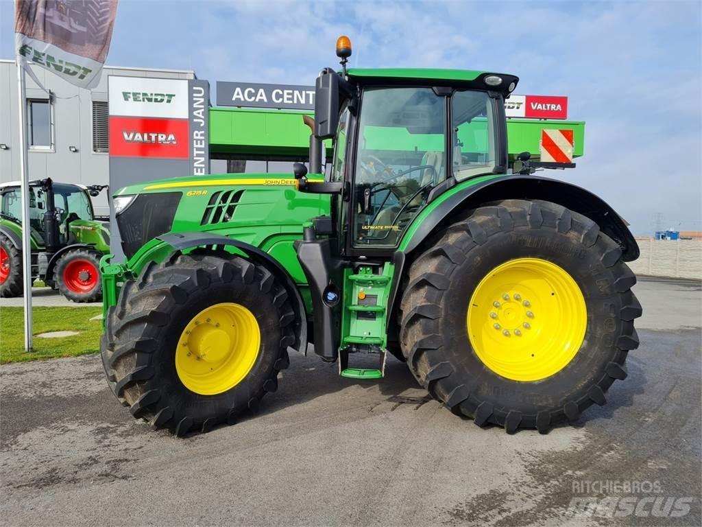 John Deere 6215R الجرارات