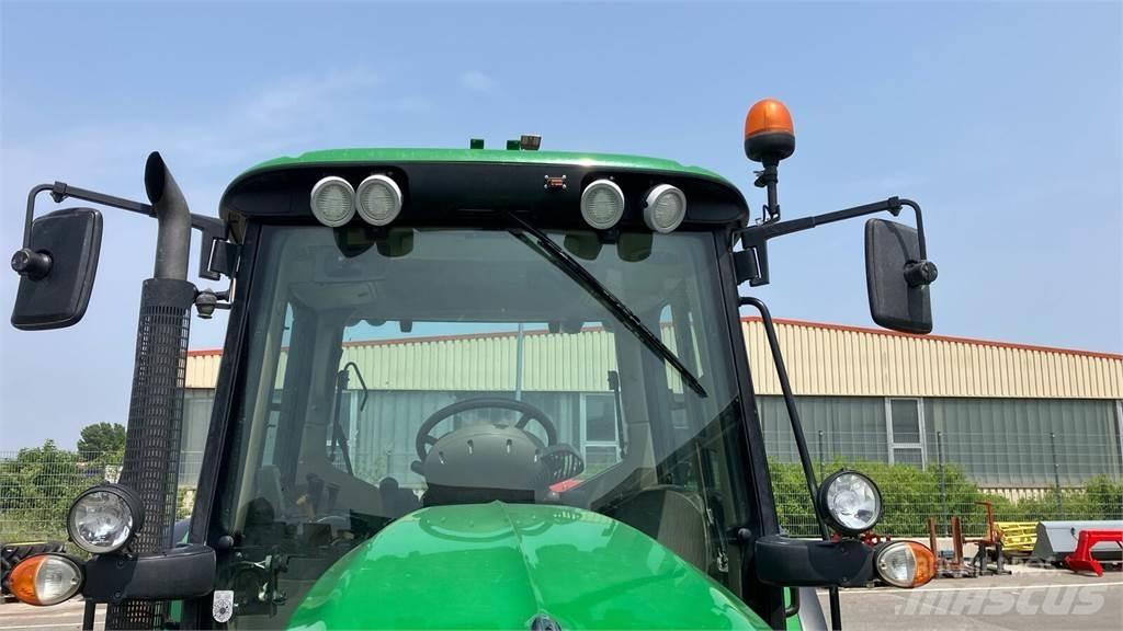 John Deere 6230 P الجرارات