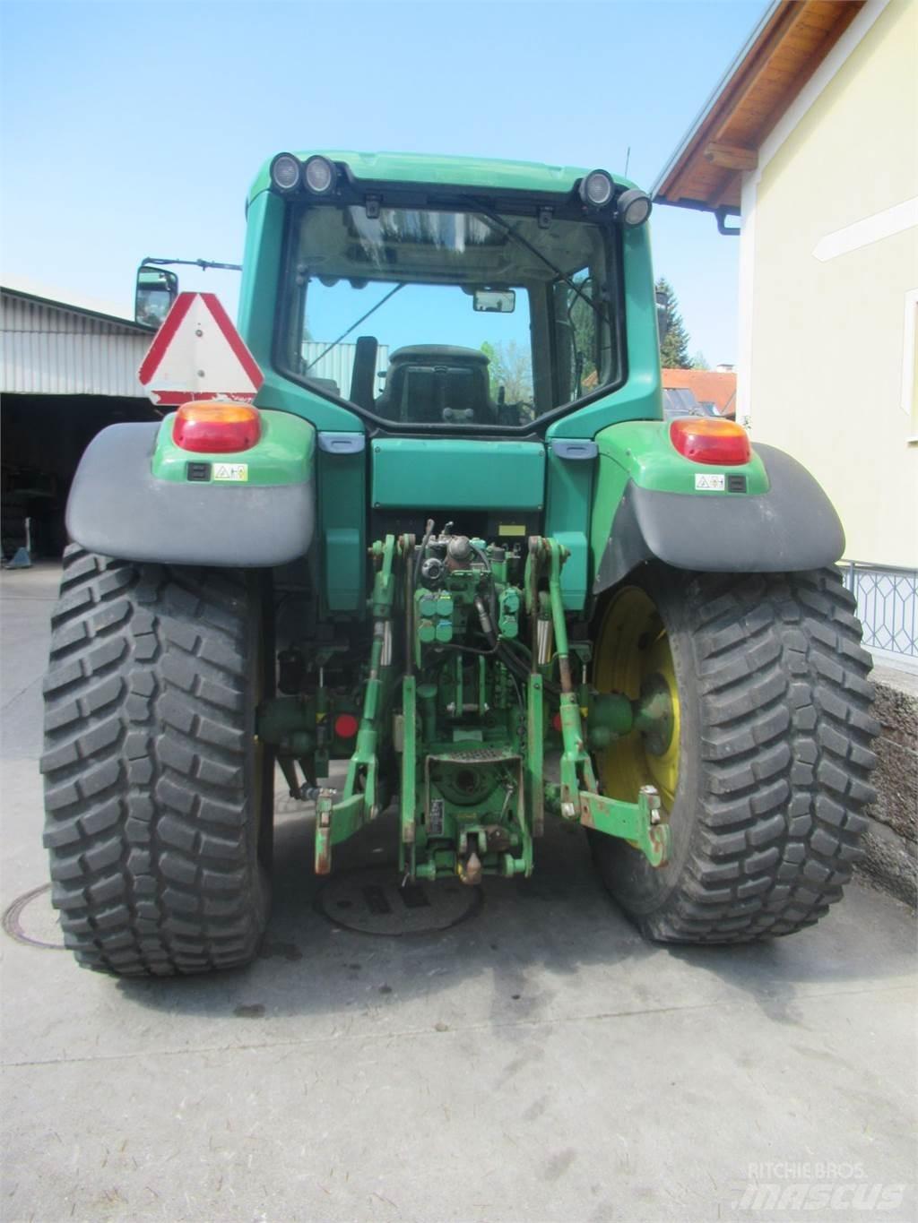 John Deere 6620 الجرارات
