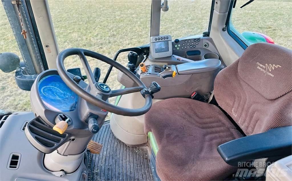 John Deere 6630 الجرارات
