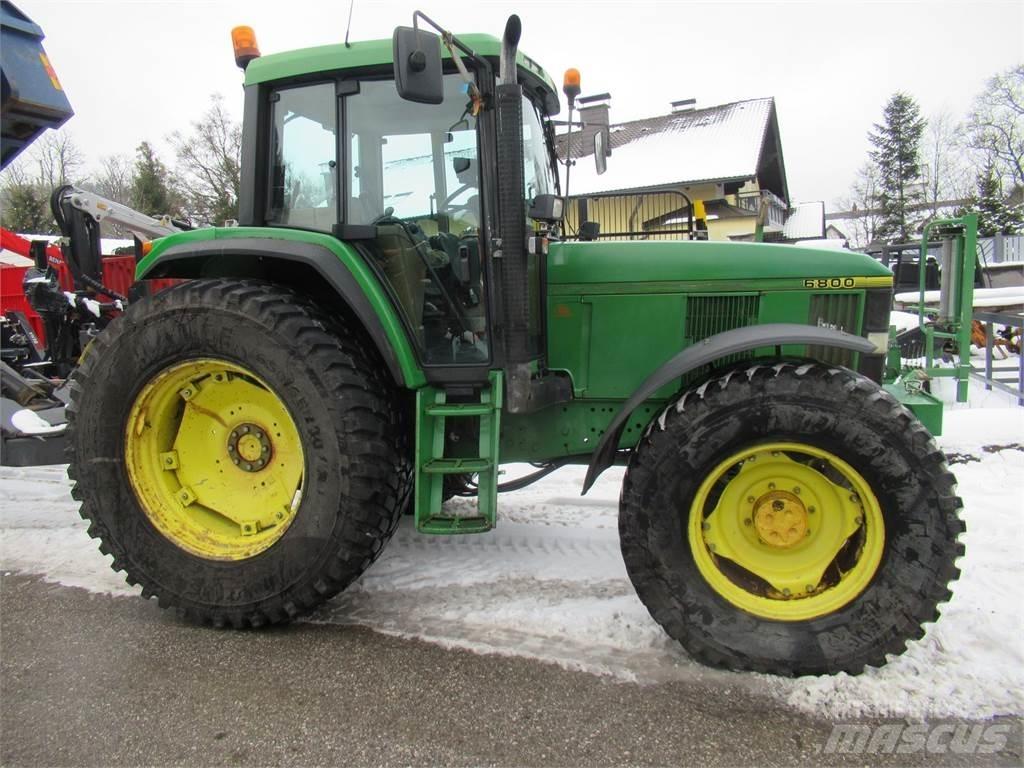 John Deere 6800 الجرارات