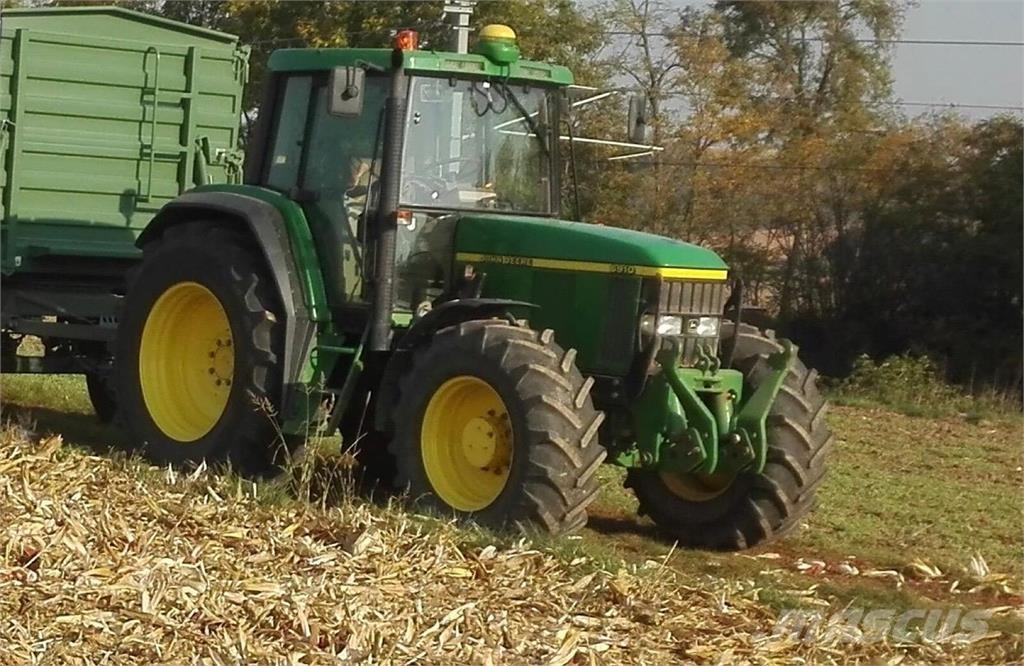 John Deere 6910 الجرارات
