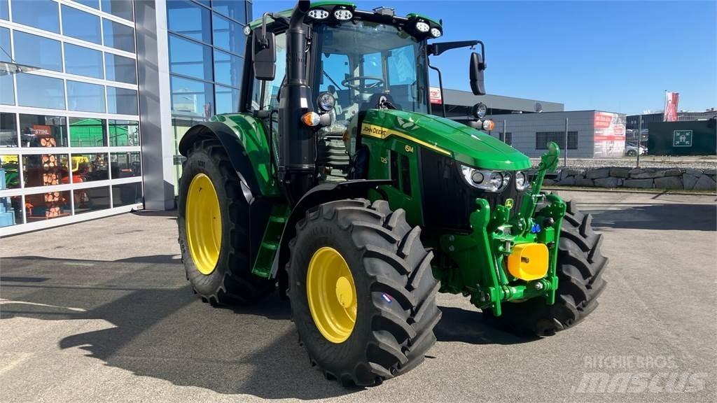 John Deere 6M 125 الجرارات