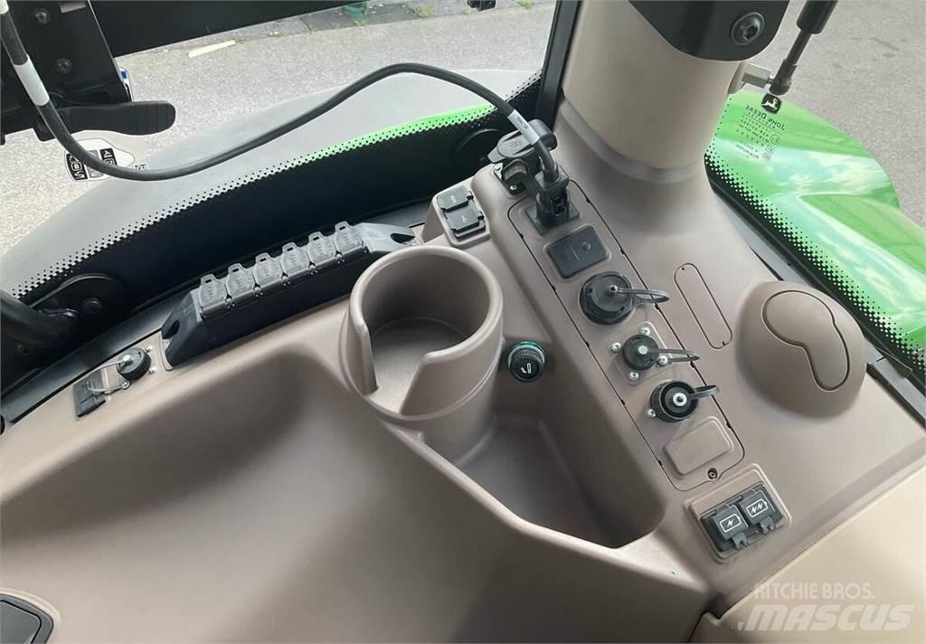 John Deere 6R 185 الجرارات