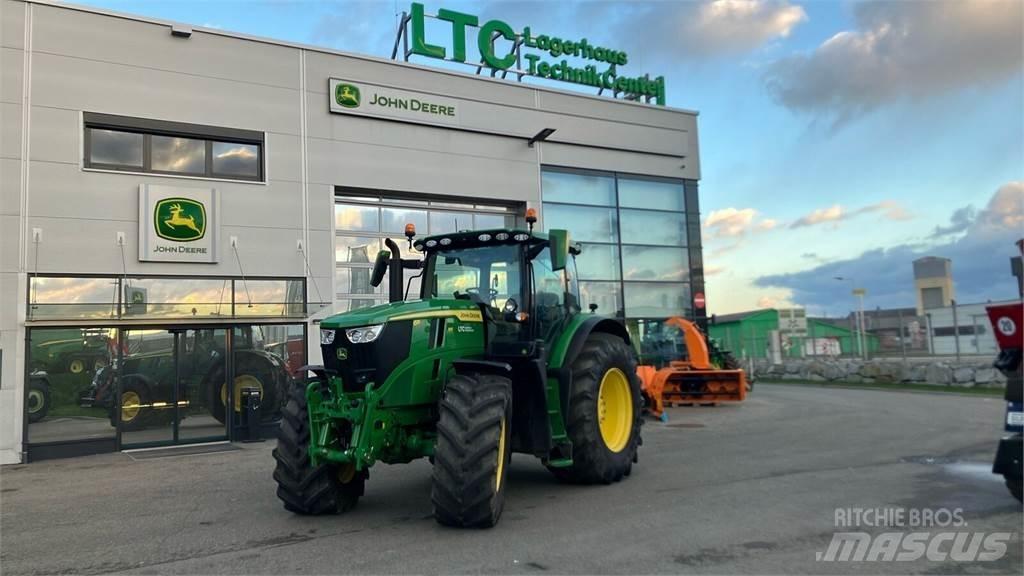 John Deere 6R 195 الجرارات