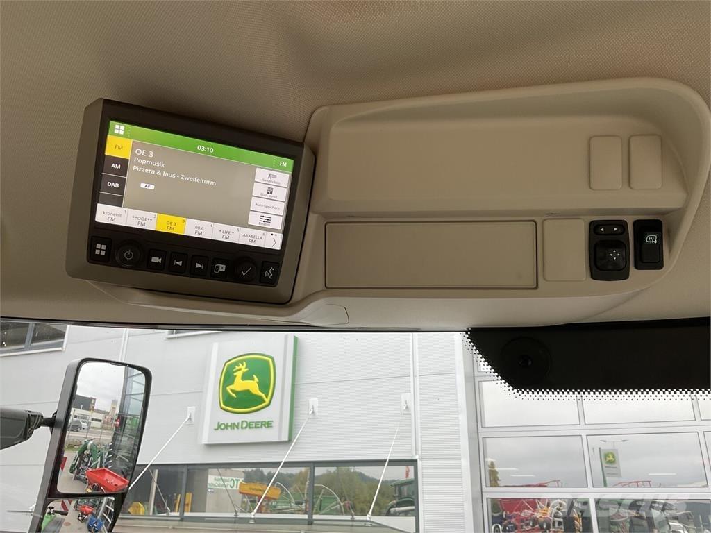 John Deere 6R 250 الجرارات