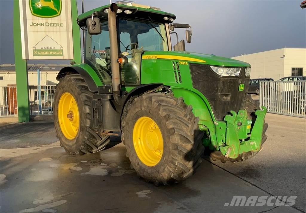 John Deere 7230R الجرارات