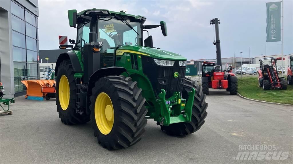 John Deere 7R 330 الجرارات