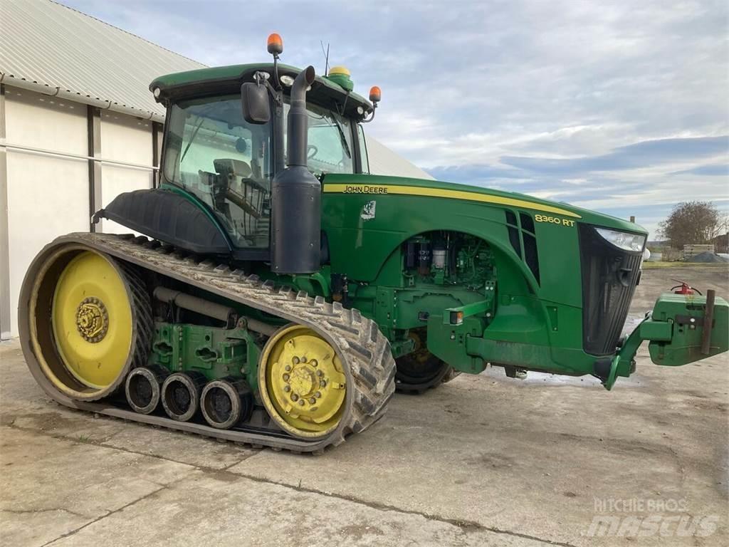 John Deere 8 RT 360 الجرارات