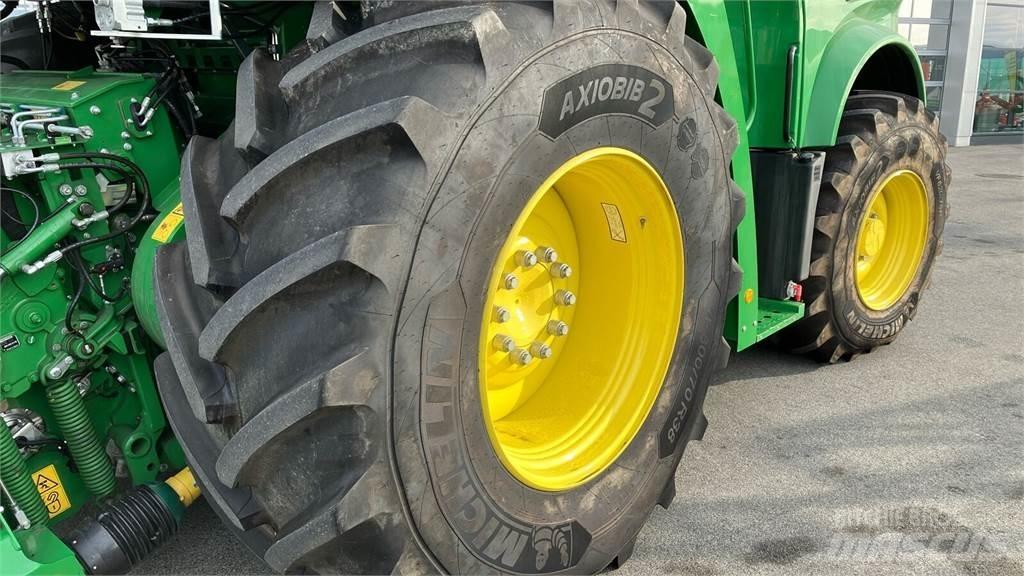 John Deere 8500i حصادات الأعلاف