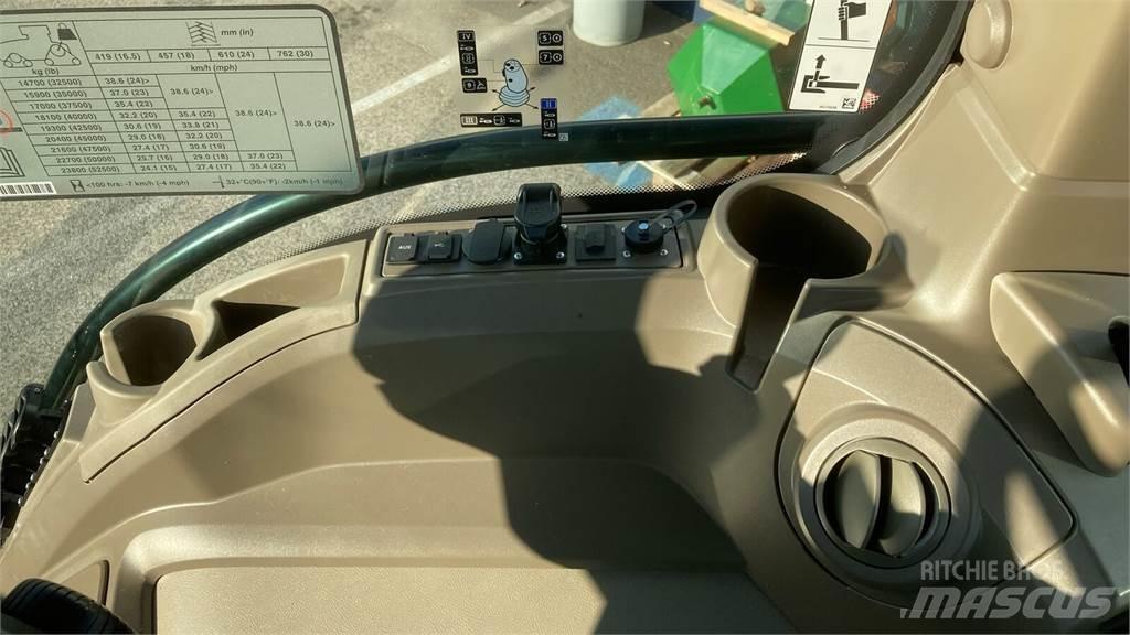 John Deere 8RX 410 الجرارات