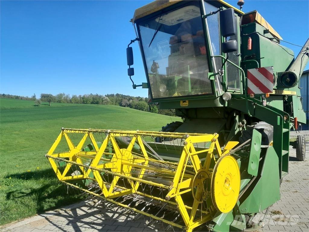 John Deere 950 حصادات