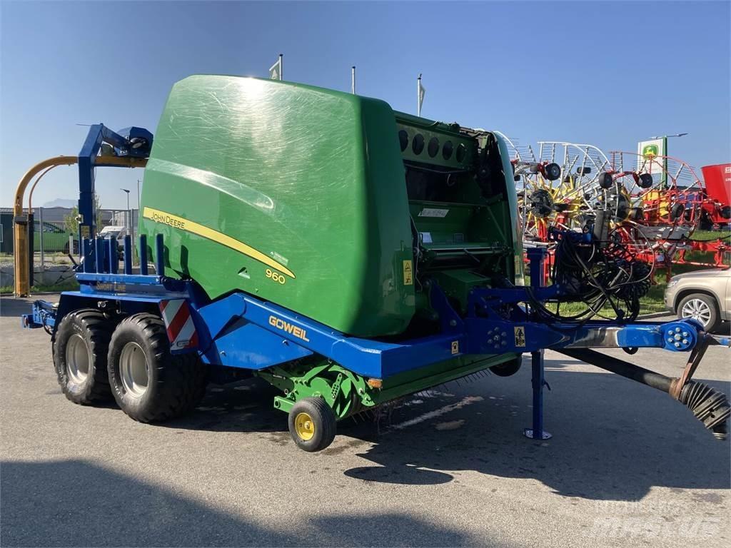 John Deere 960 معدات أخرى لحصاد العلف