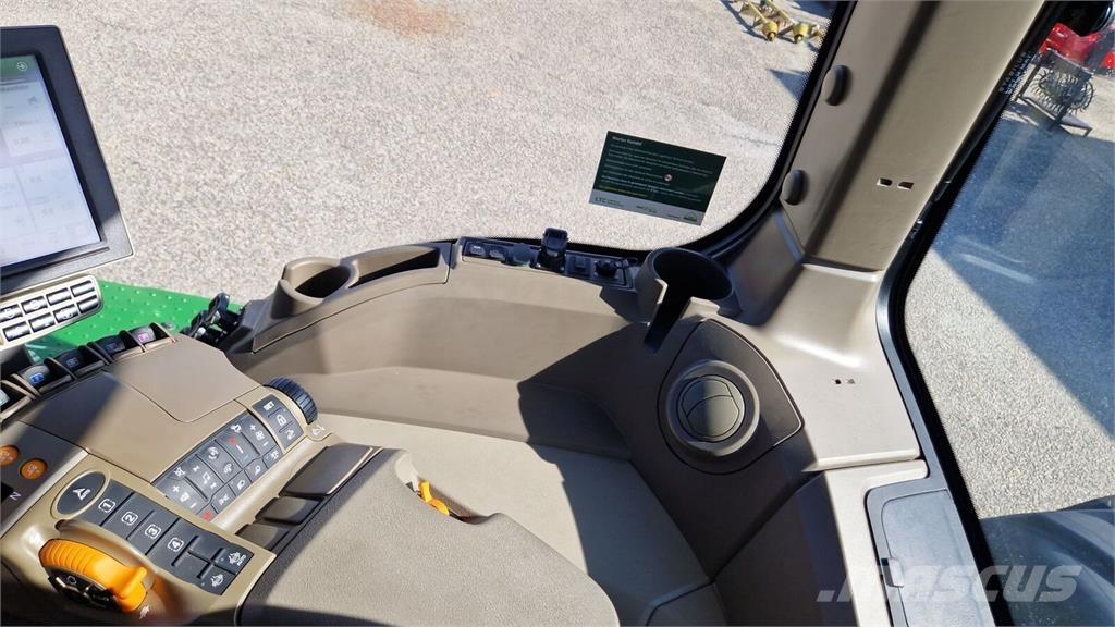 John Deere 9RX 640 الجرارات