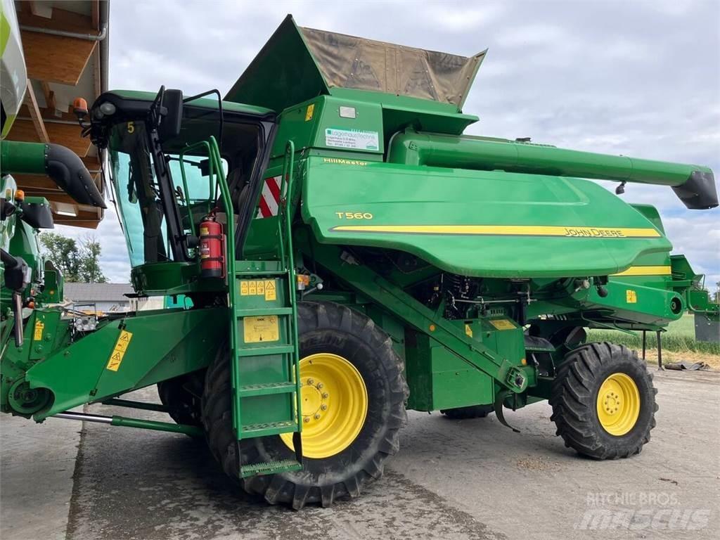 John Deere T560HM حصادات
