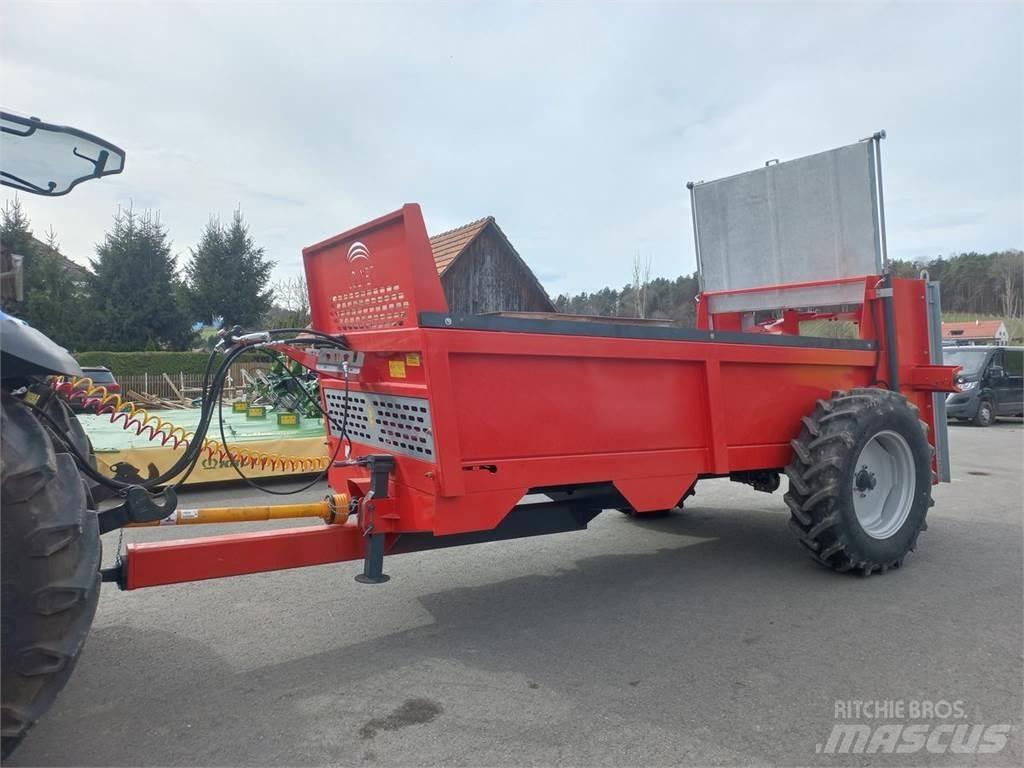  Jolmet N 250 معدات توزيع السماد العضوي