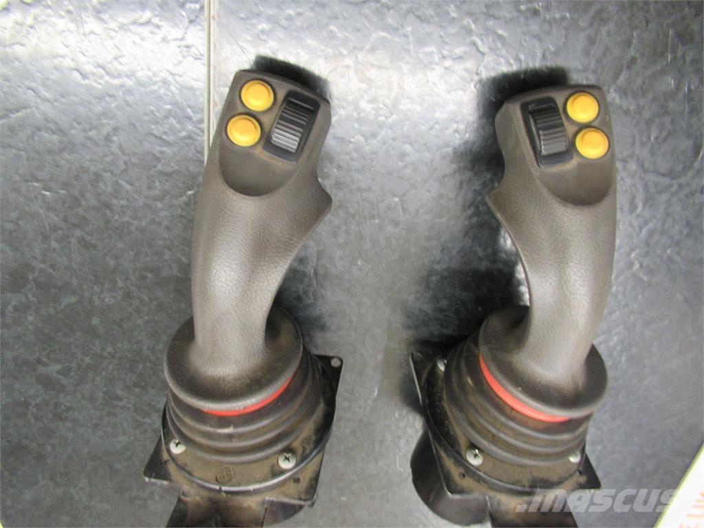 Kesla 102ND+305T مقطورات تحريج