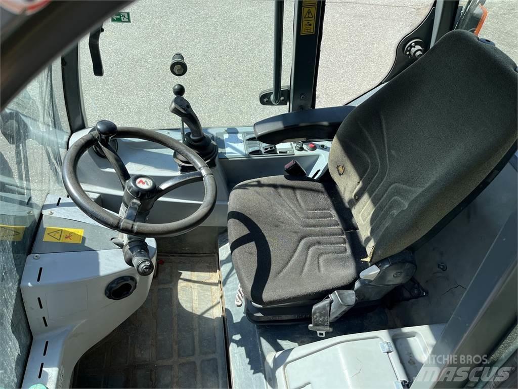 Kramer 750 لوادر بعجل
