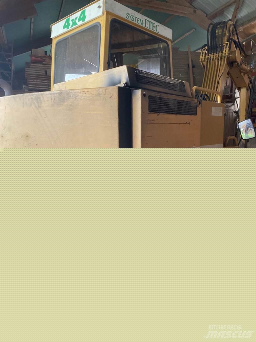 Kramer 808 حفارات بعجل