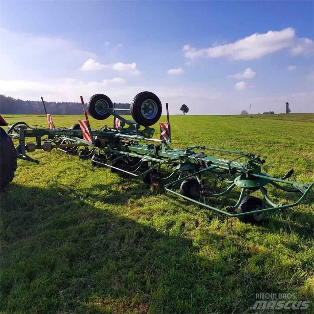 Krone KWT 10.50 8x7 مكابس وميبسات التبن