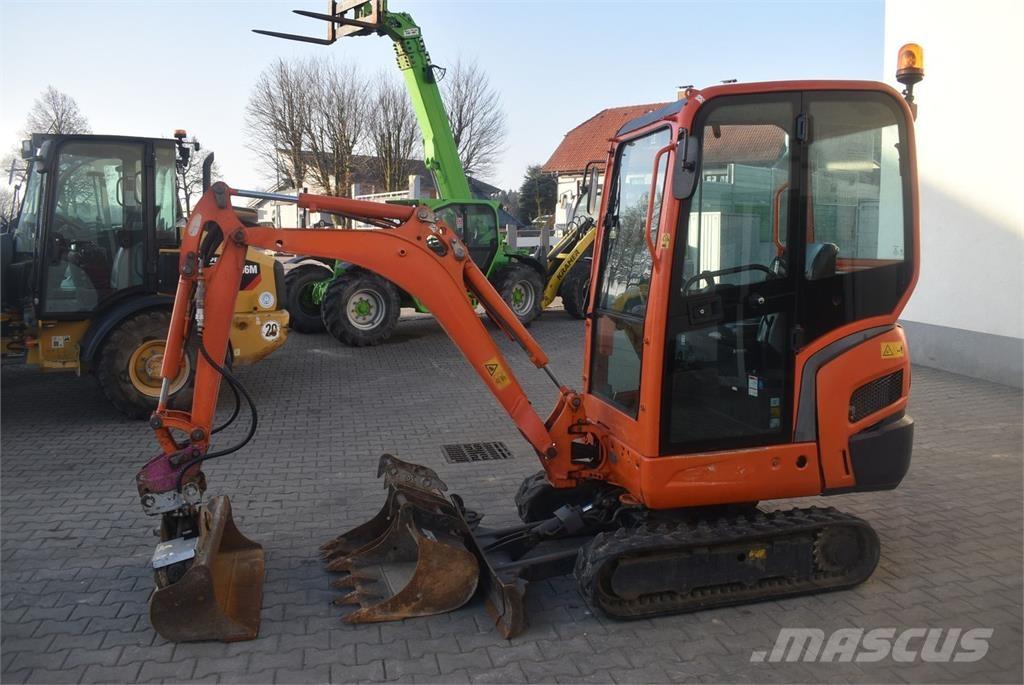 Kubota KX016-4 حفارات صغيرة أقل من 7 طن (حفارات صغيرة)