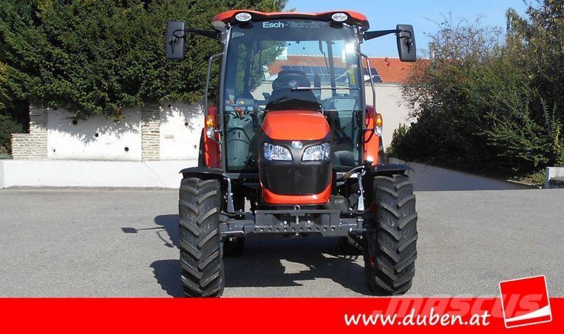 Kubota M4-073 الجرارات