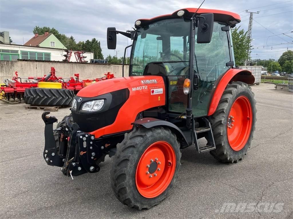 Kubota M4072 الجرارات