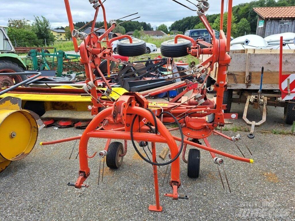 Kuhn GF 4201 HM مكابس وميبسات التبن