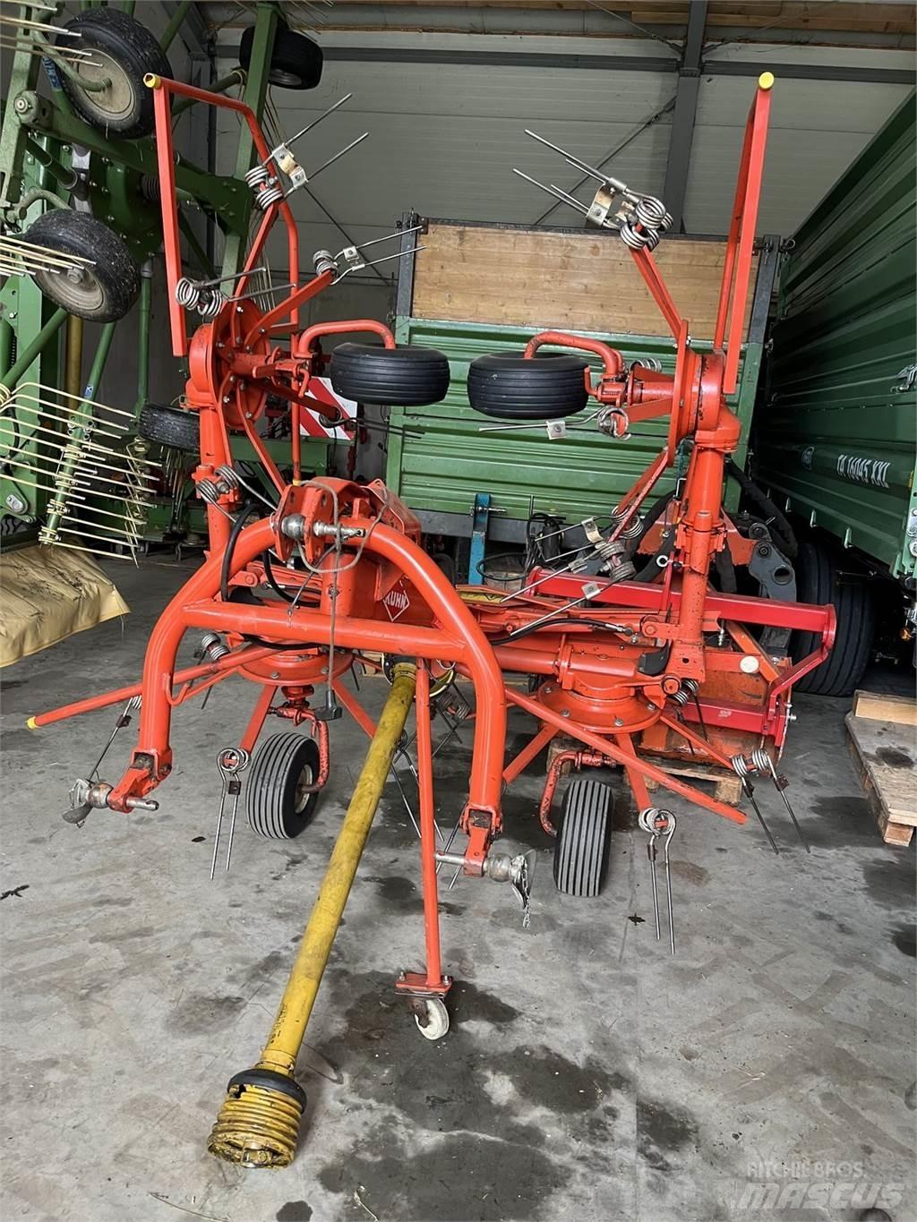 Kuhn GF 4201 MH مكابس وميبسات التبن