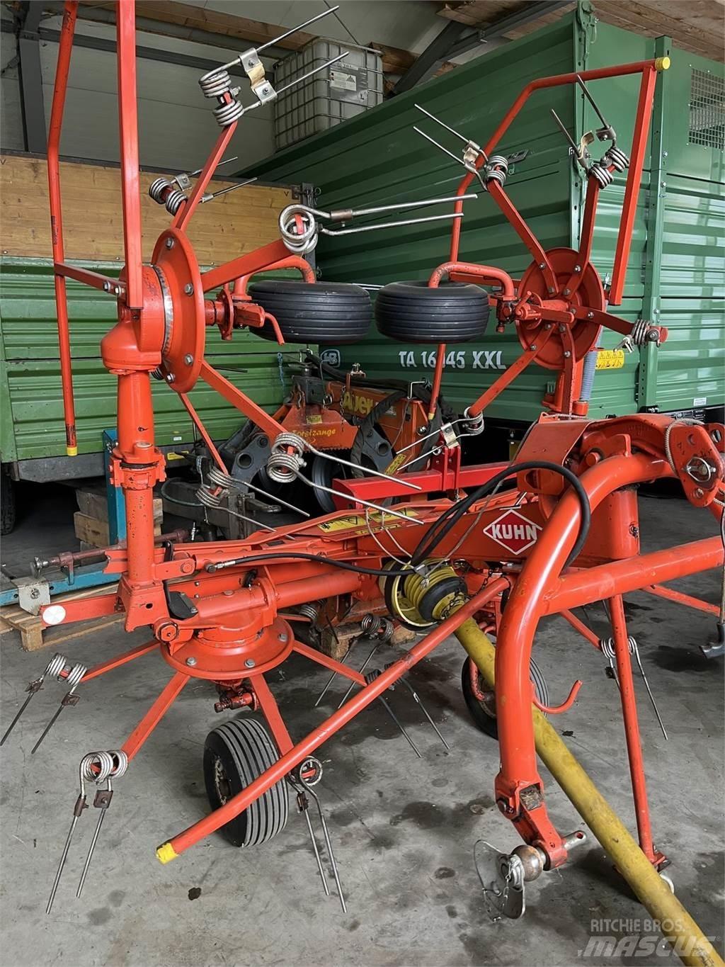 Kuhn GF 4201 MH مكابس وميبسات التبن