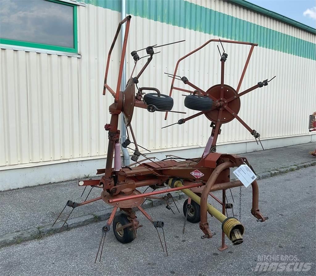 Kuhn GF 5001 مكابس وميبسات التبن