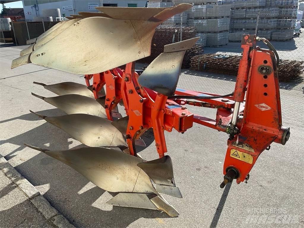 Kuhn MM 110 4T محاريث تقليدية