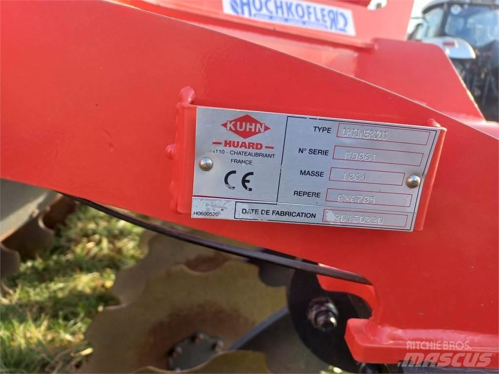 Kuhn Optimer 303 زحافات ساحقة