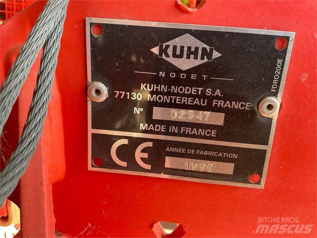Kuhn Planter 2 معدات بذر