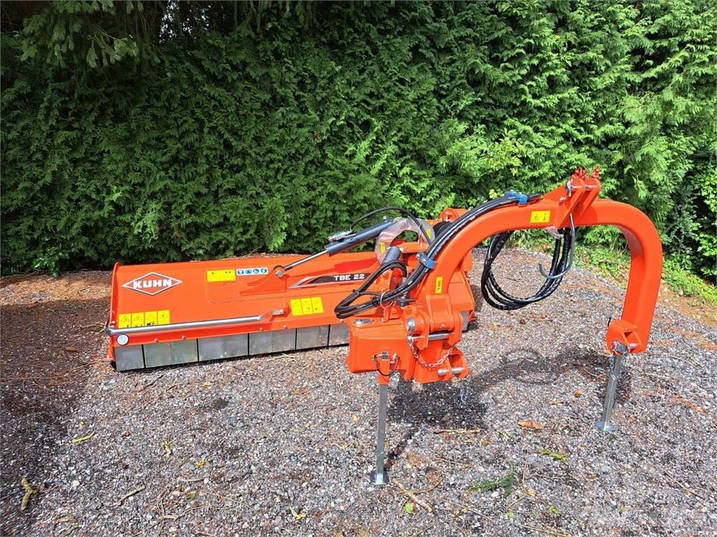 Kuhn TBE 22 جزازات وأغطية المراعي