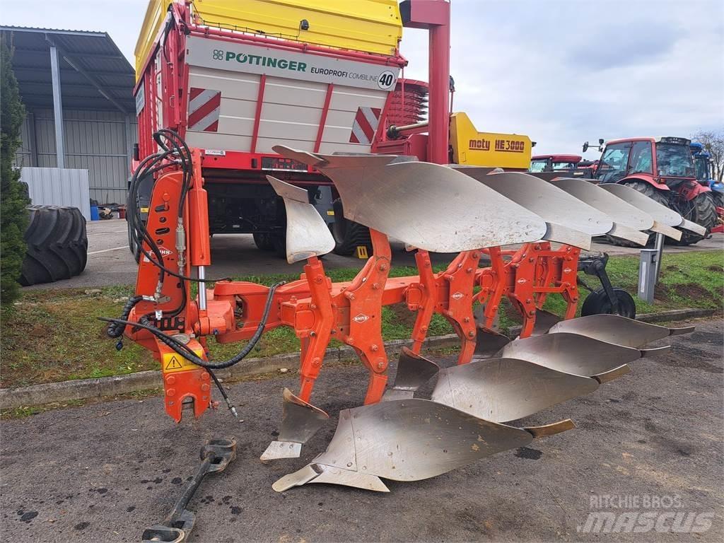 Kuhn Varimaster 123 محاريث تقليدية