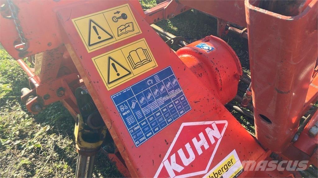 Kühne HRB 302 زحافات ساحقة
